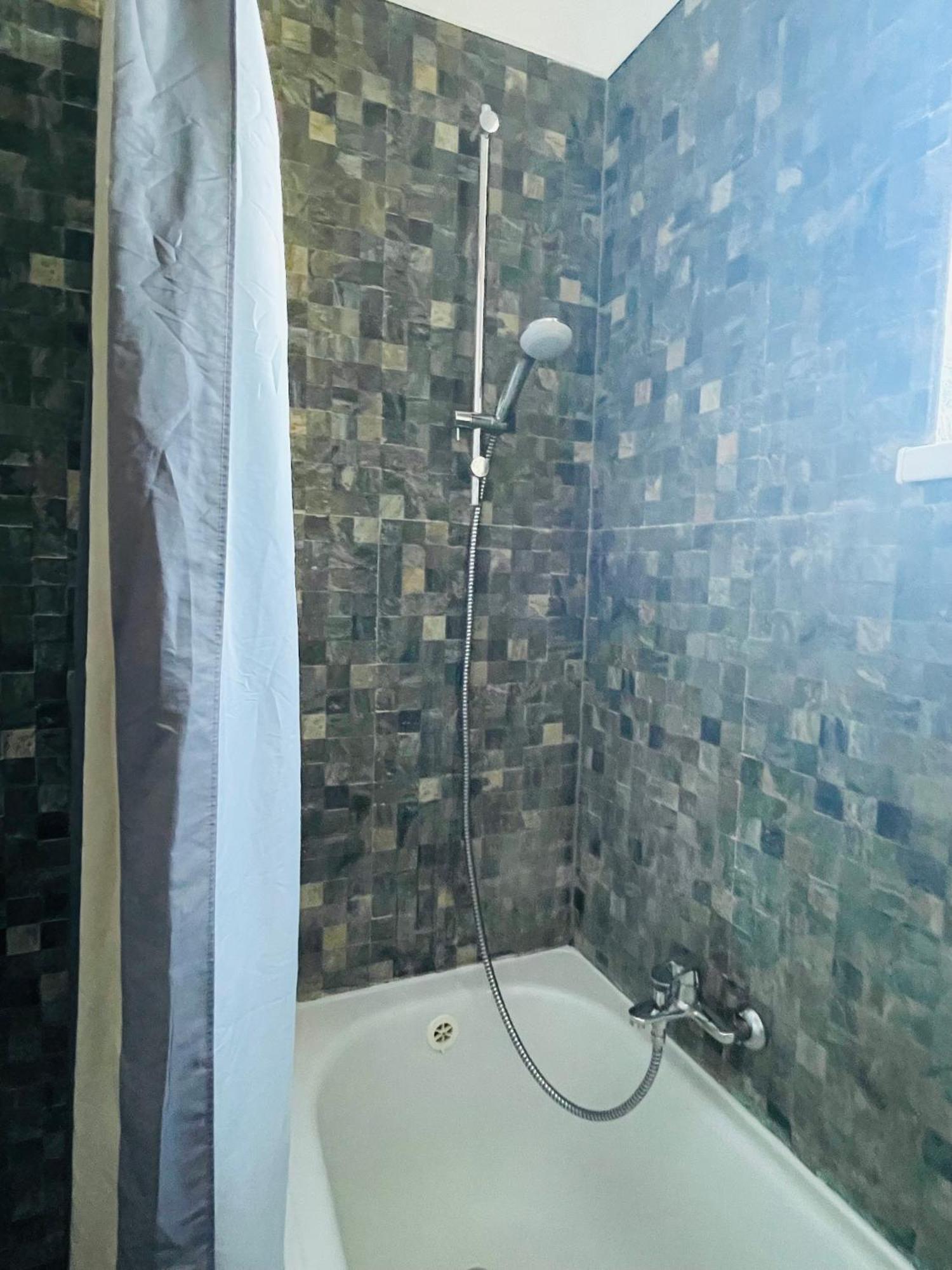 Blue Church Views - Central, Quiet, Bright - 4Th Floor Corner Apartment 125M2 Μπρατισλάβα Εξωτερικό φωτογραφία